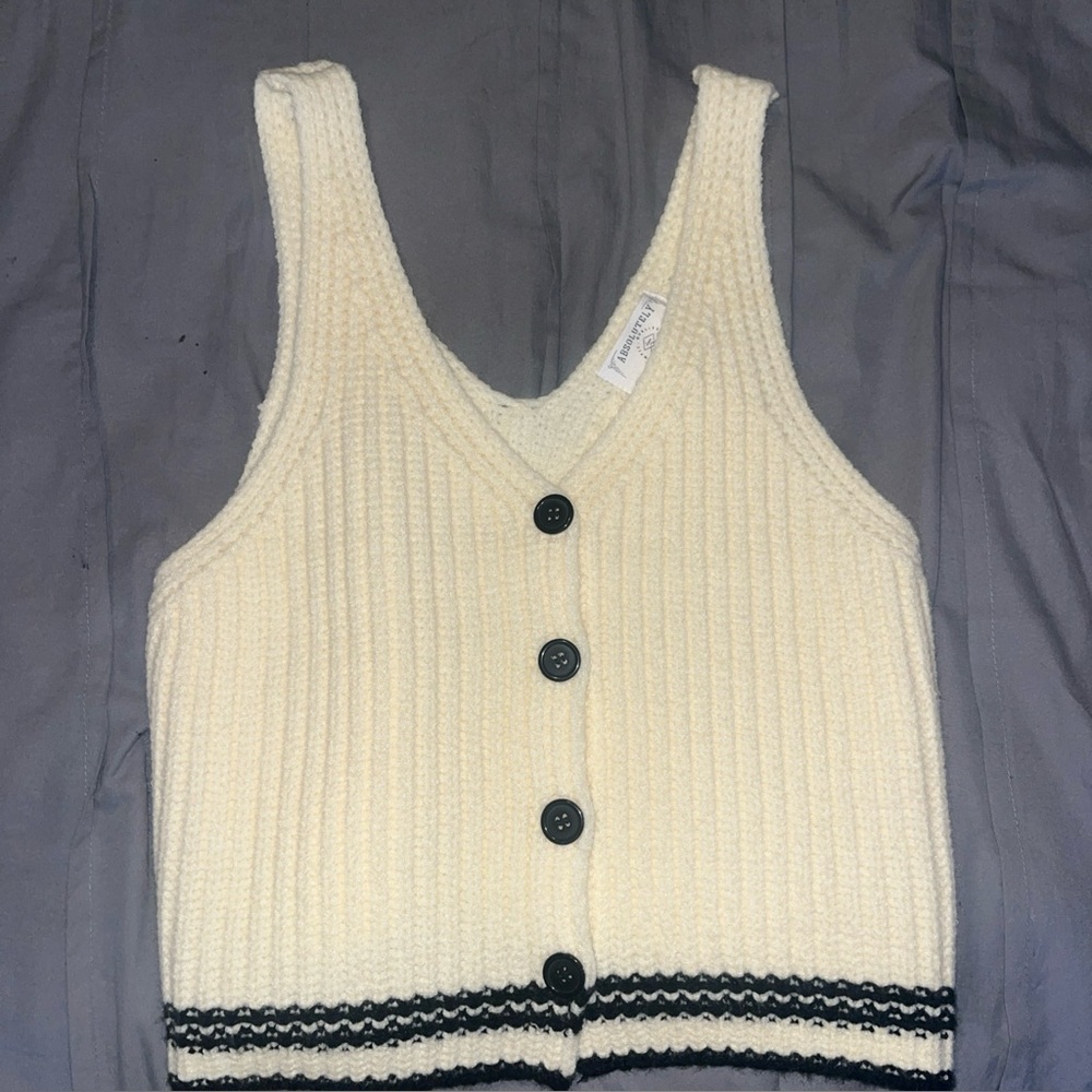 Dry Goods Absolutely Cream Knit Vest